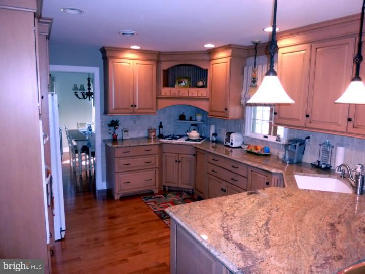 42 Quaker Road Mickleton, NJ 08056 - Photo 4 of 24 Kitchen