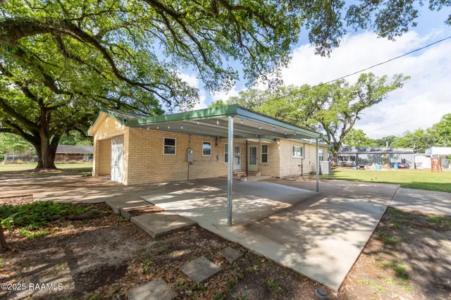 $168,000 | 613 Mulberry Street, Mamou, LA 70554