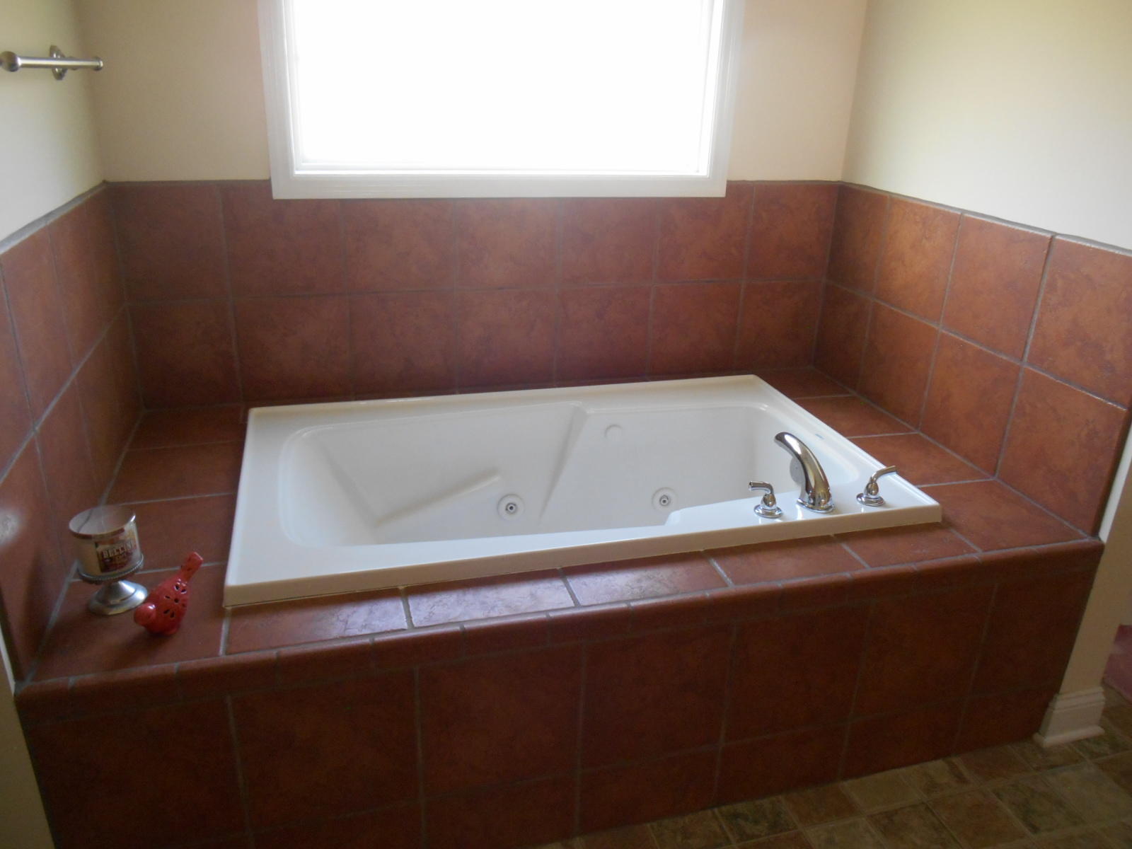 413 Nicholson Road Rockingham, NC 28379 - Photo 11 of 15 Jacuzzi Tub