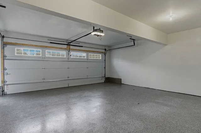 $734,900 | 12 Elise Avenue, Unit 6, Dracut, MA 01826