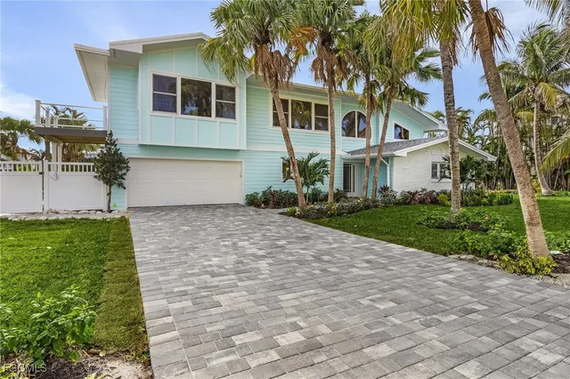 $2,699,000 | 1543 San Carlos Bay Drive, Sanibel, FL 33957