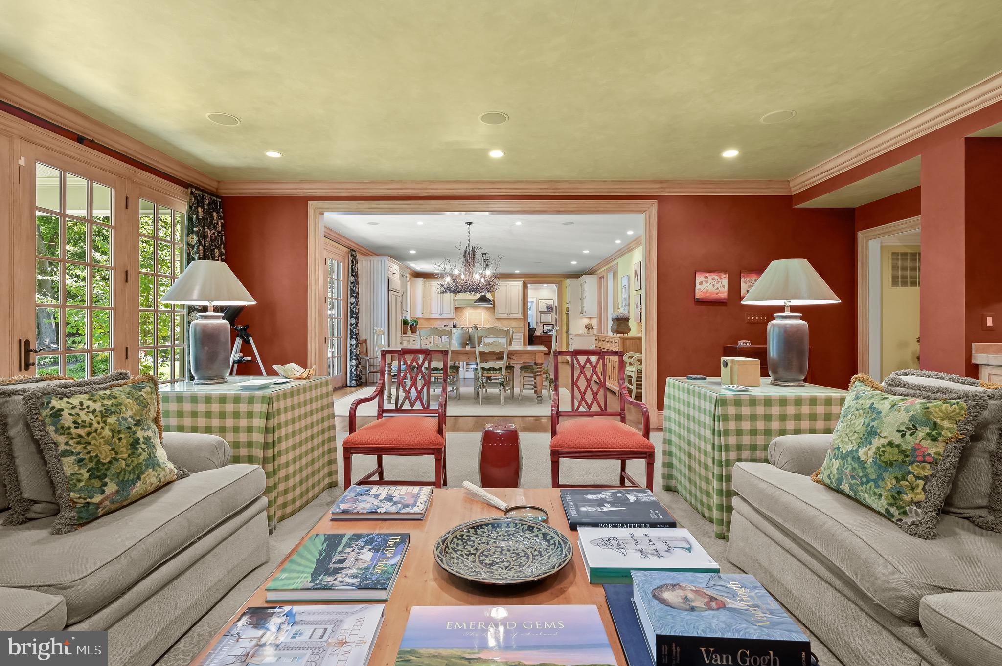 6939 Greentree Road Bethesda, MD 20817 - Photo 17 of 54 Family Room