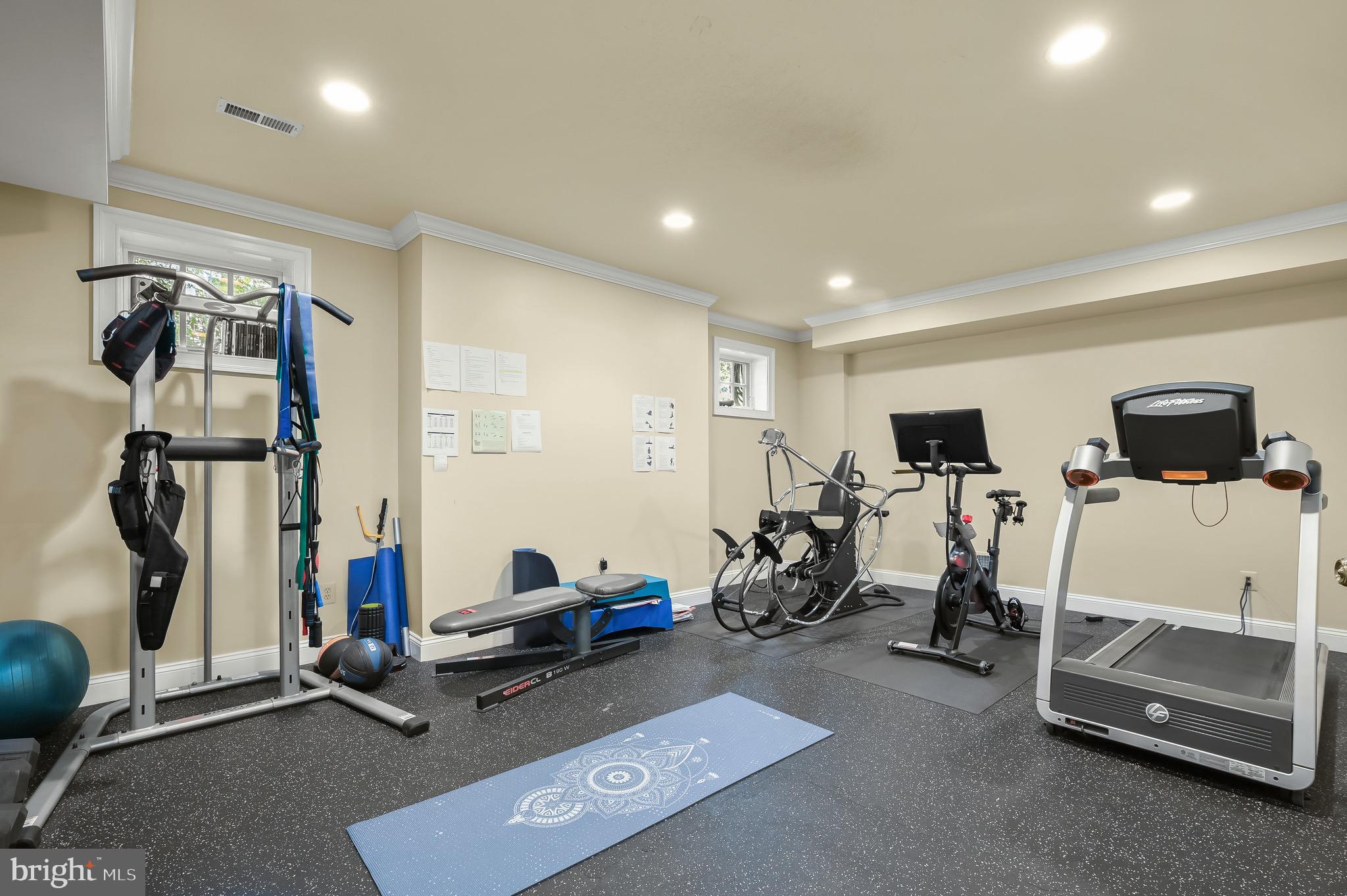 6939 Greentree Road Bethesda, MD 20817 - Photo 38 of 54 Gym