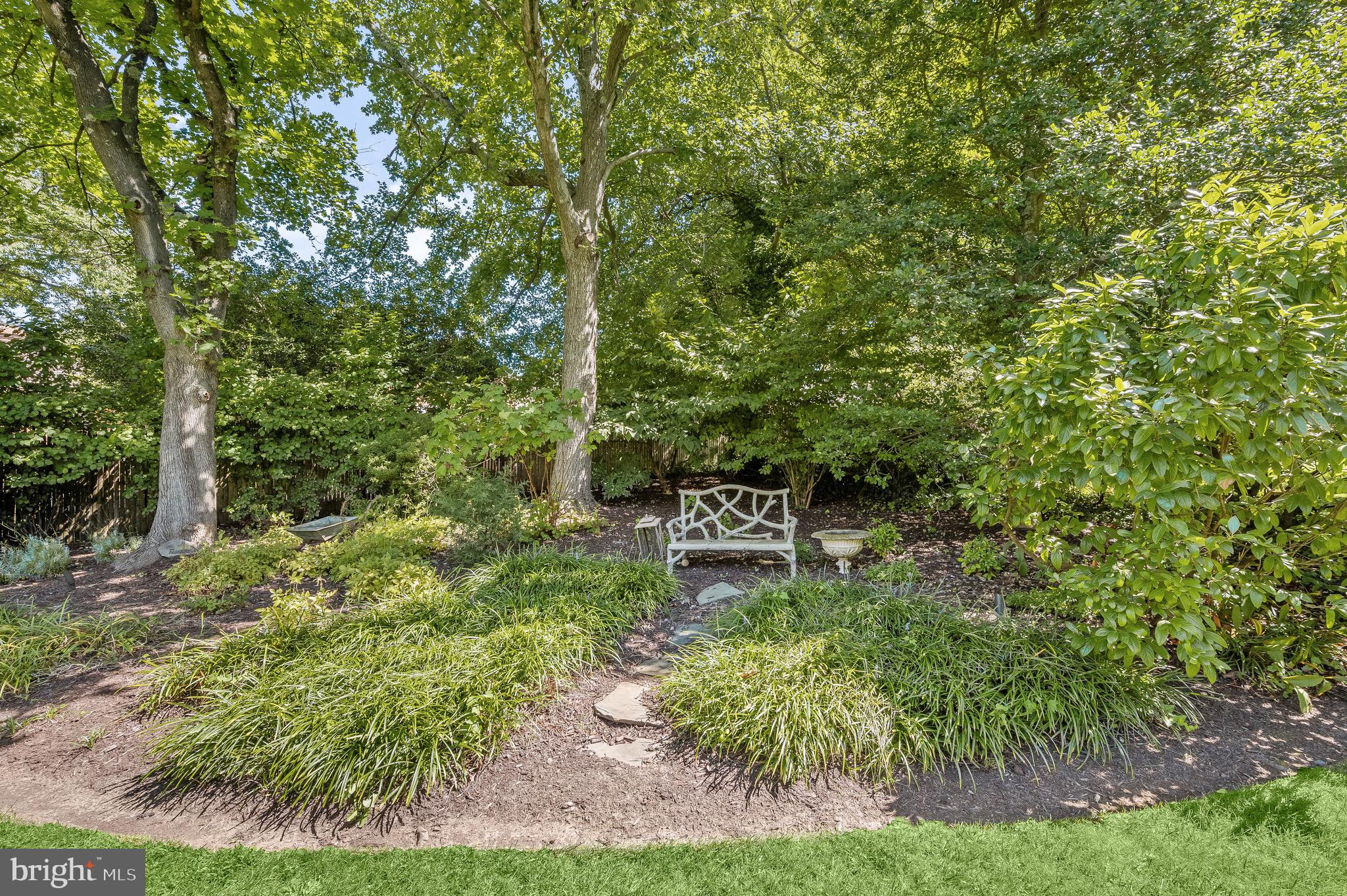 6939 Greentree Road Bethesda, MD 20817 - Photo 51 of 54 Garden