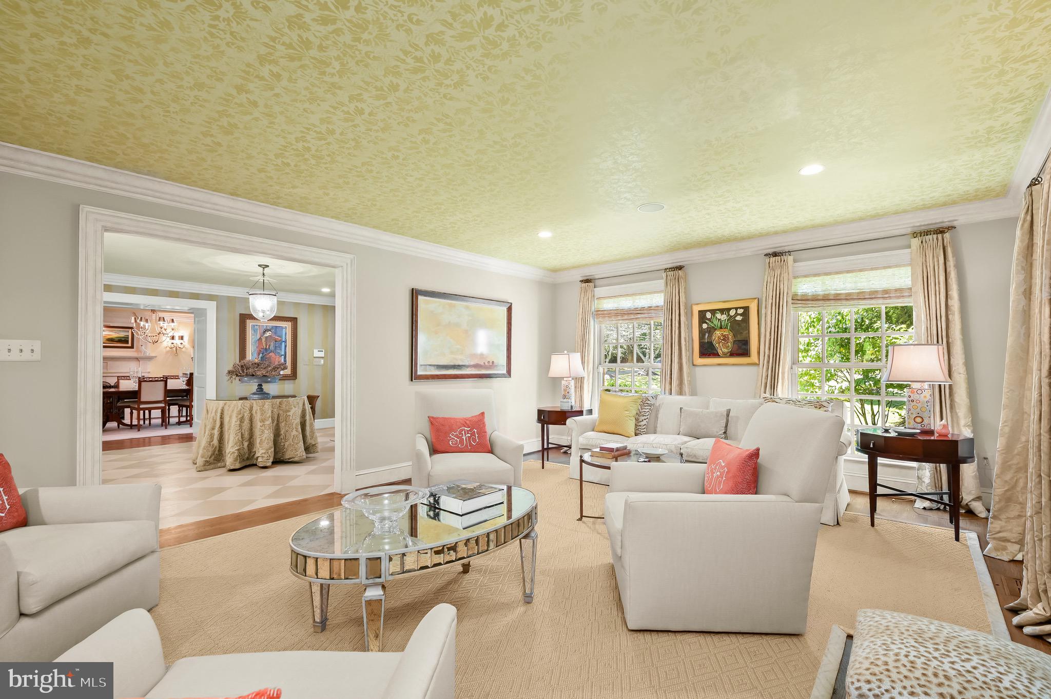 6939 Greentree Road Bethesda, MD 20817 - Photo 6 of 54 Living Room