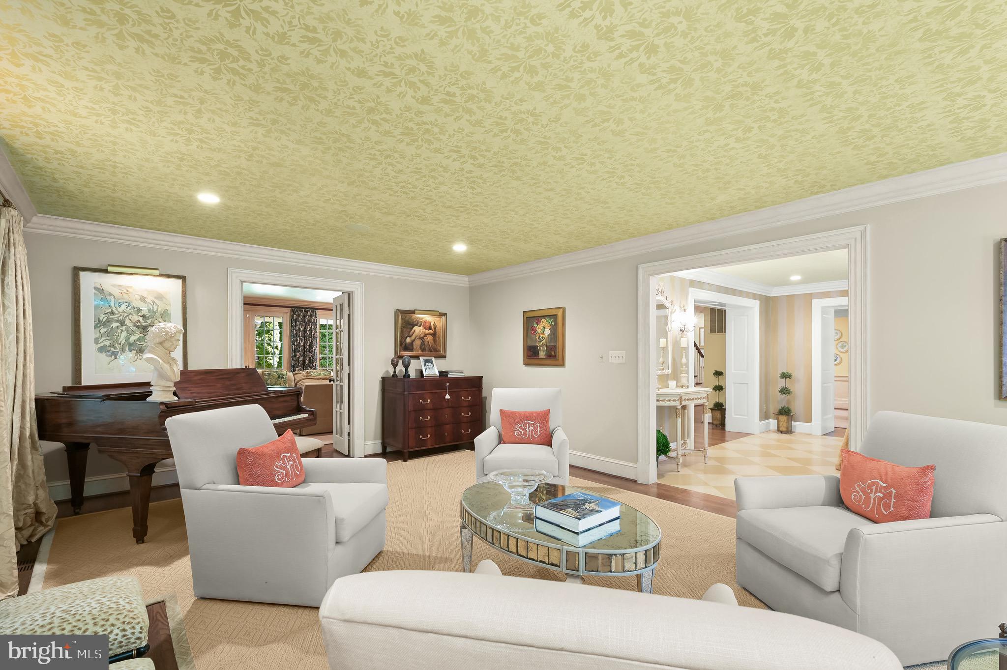 6939 Greentree Road Bethesda, MD 20817 - Photo 8 of 54 Living Room