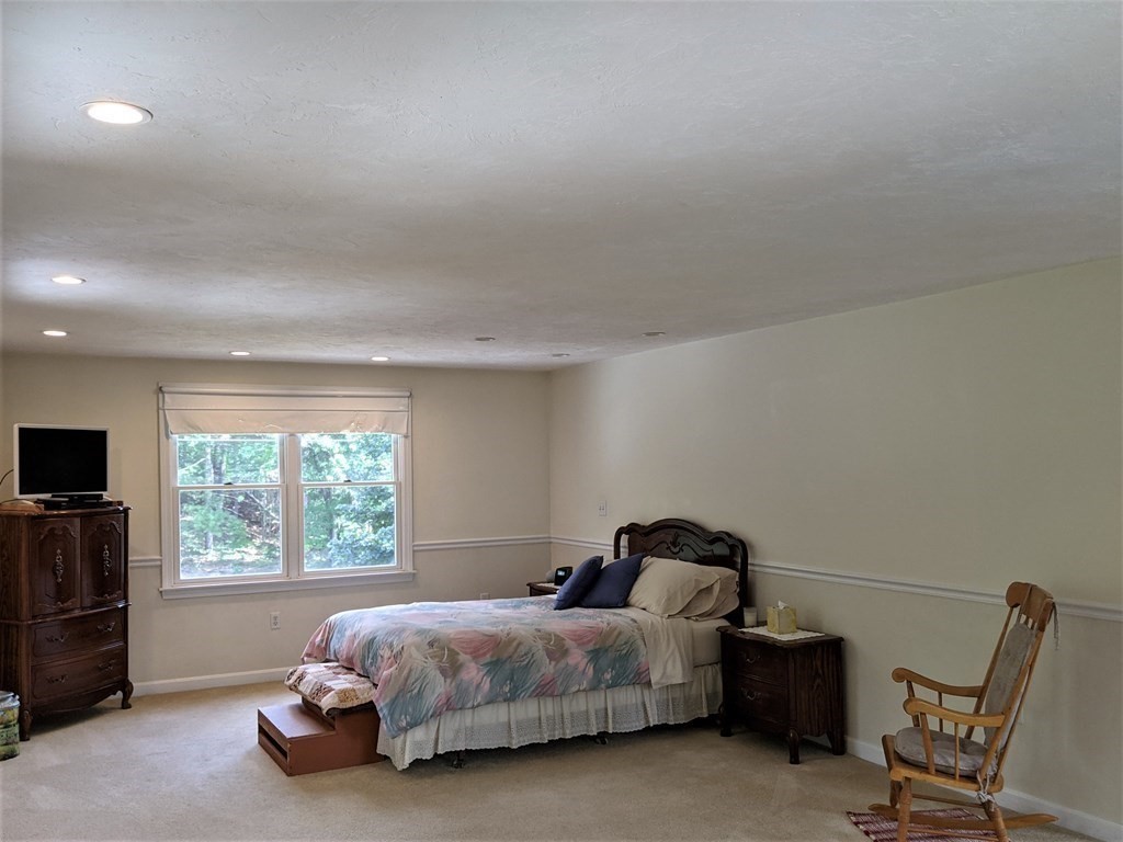 48 Clark Road Shirley, MA 01464 - Photo 15 of 42