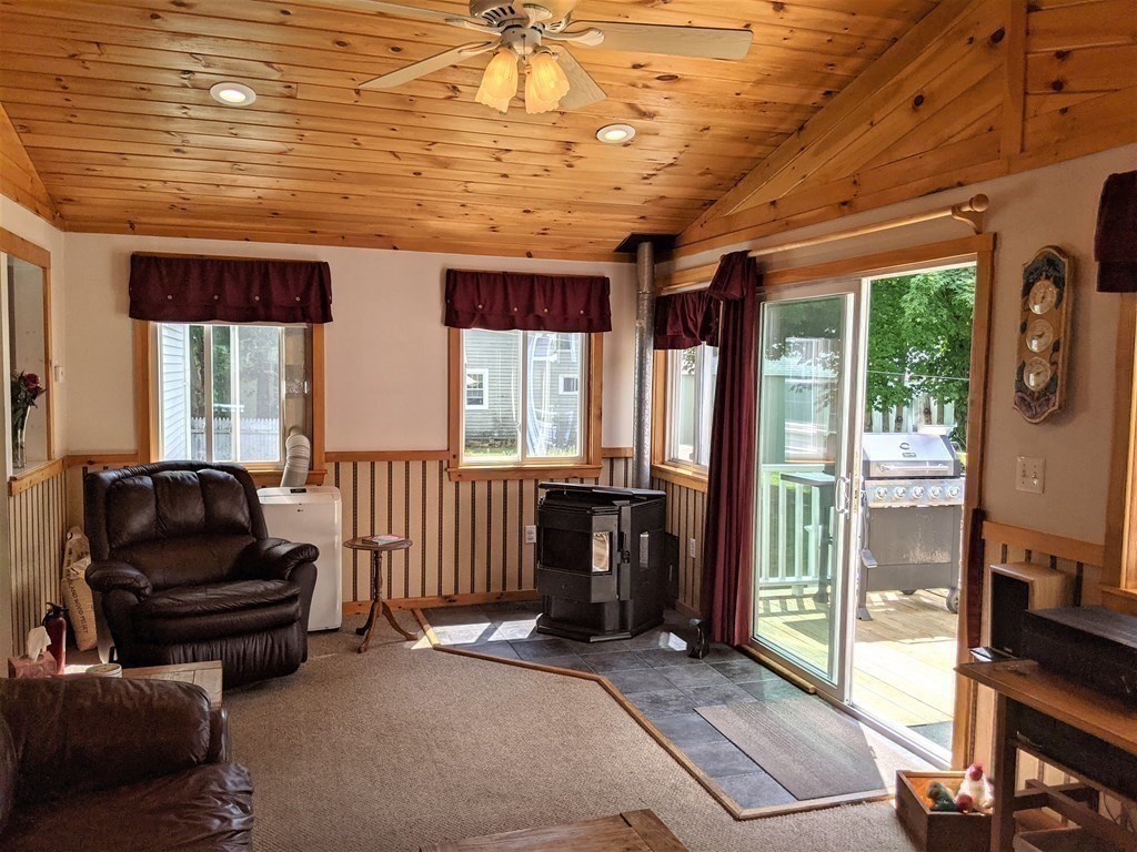 48 Clark Road Shirley, MA 01464 - Photo 20 of 42