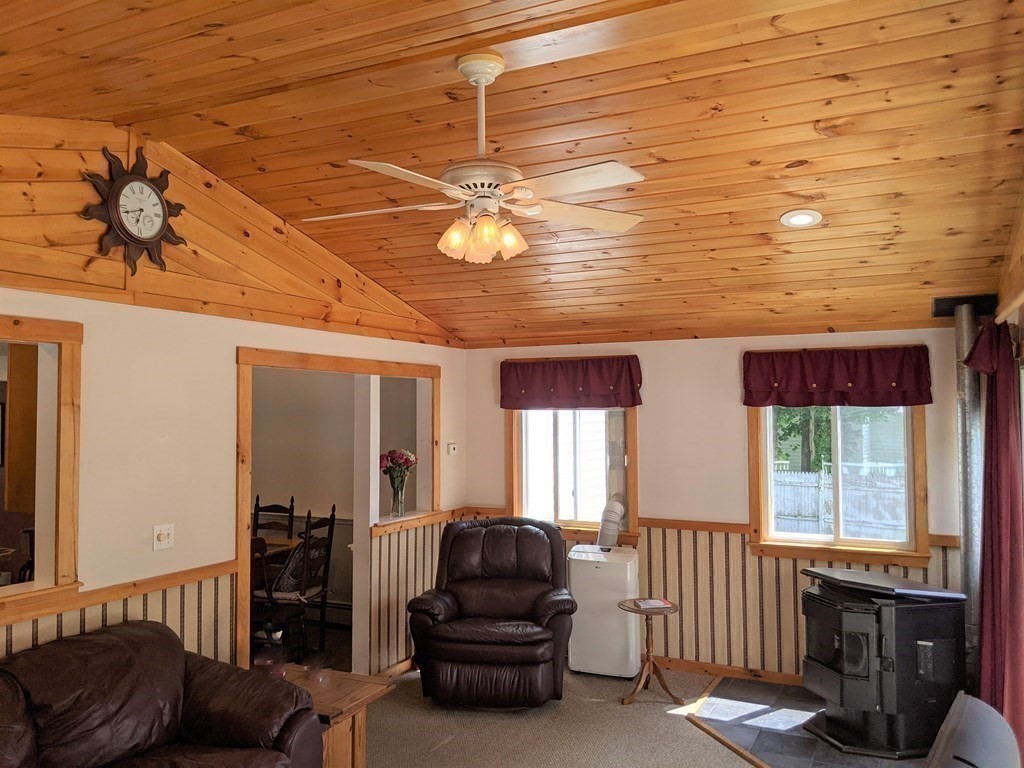 48 Clark Road Shirley, MA 01464 - Photo 21 of 42
