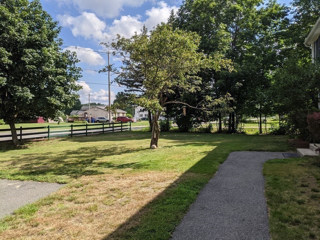48 Clark Road Shirley, MA 01464 - Photo 6 of 42
