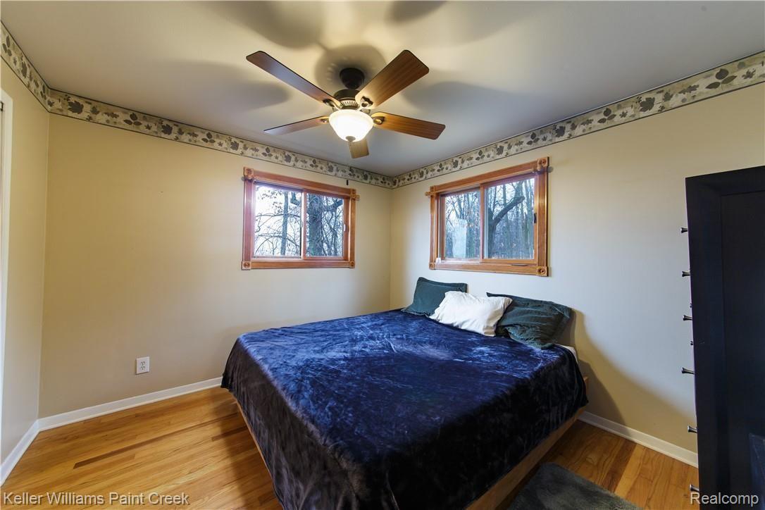 5315 Hickory Ridge Road Holly, MI 48442 - Photo 16 of 41 HickoryRidge_5315_Bedroom02_01.jpg