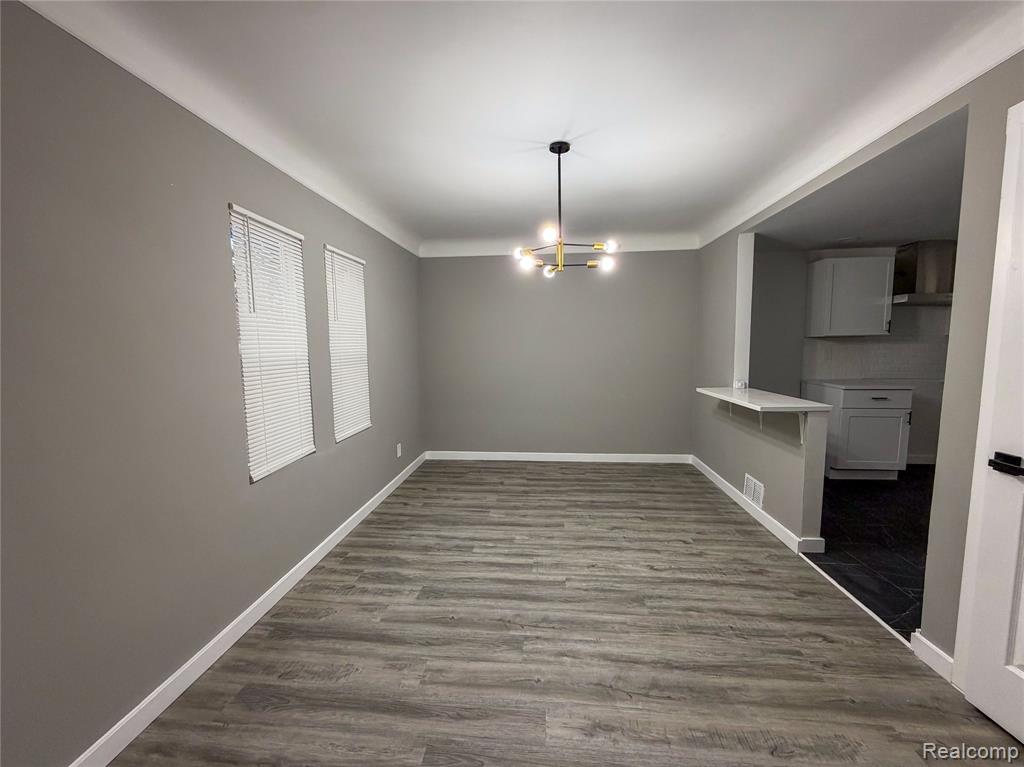 18217 Prairie Street Detroit, MI 48221 - Photo 6 of 32