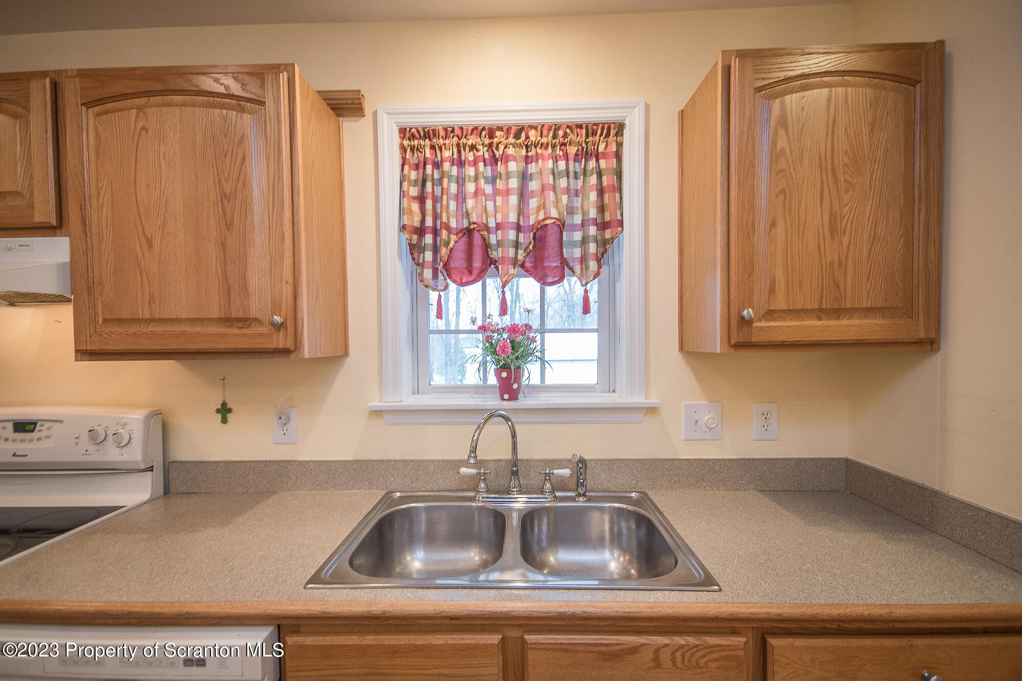 15 Brookside Road Waymart, PA 18472 - Photo 9 of 58 Gallery Image 9