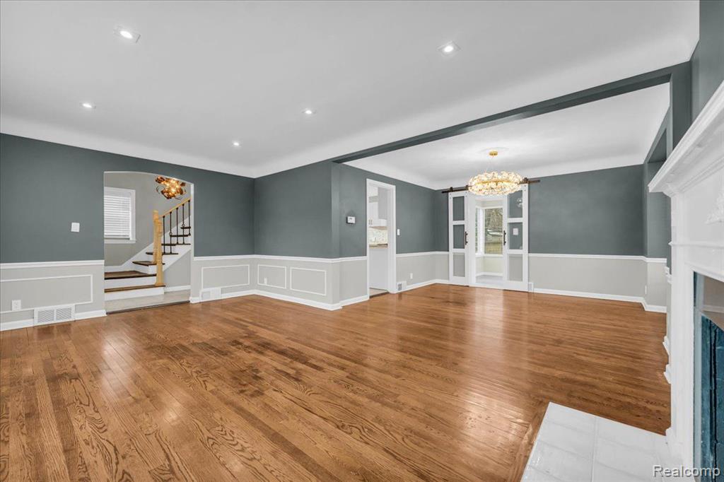3819 Yorkshire Road Detroit, MI 48224 - Photo 5 of 41