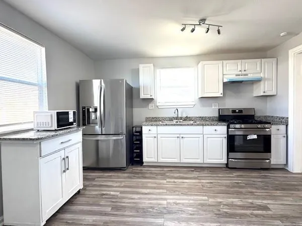 $252,000 | 521 Willowbrook Drive, Gretna, LA 70056