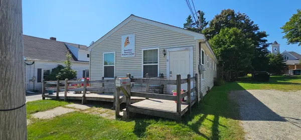 $135,000 | 11 Free Street, Machias, ME 04654