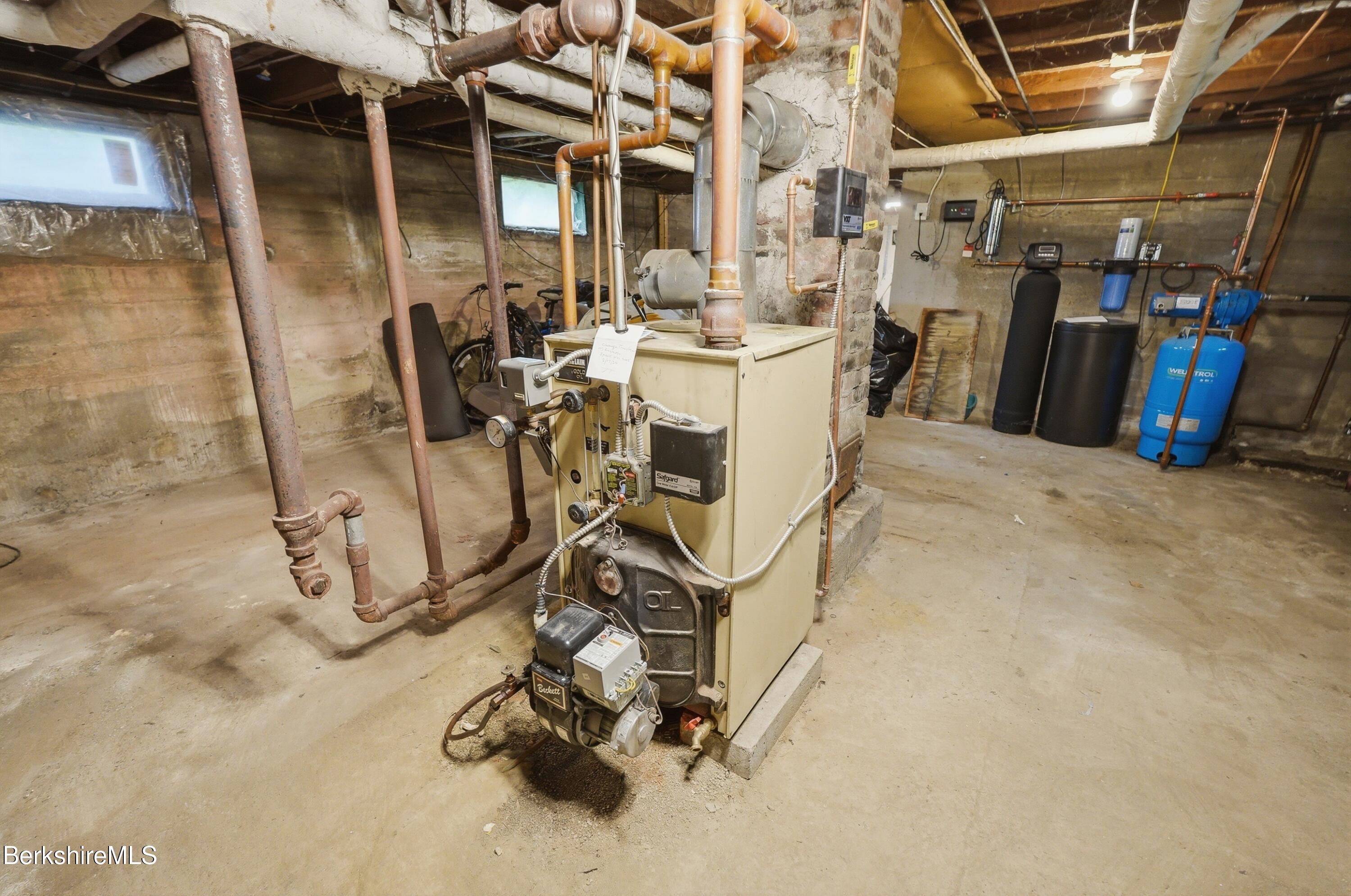 688 Cheshire Road Lanesborough, MA 01237 - Photo 29 of 33 Heating system