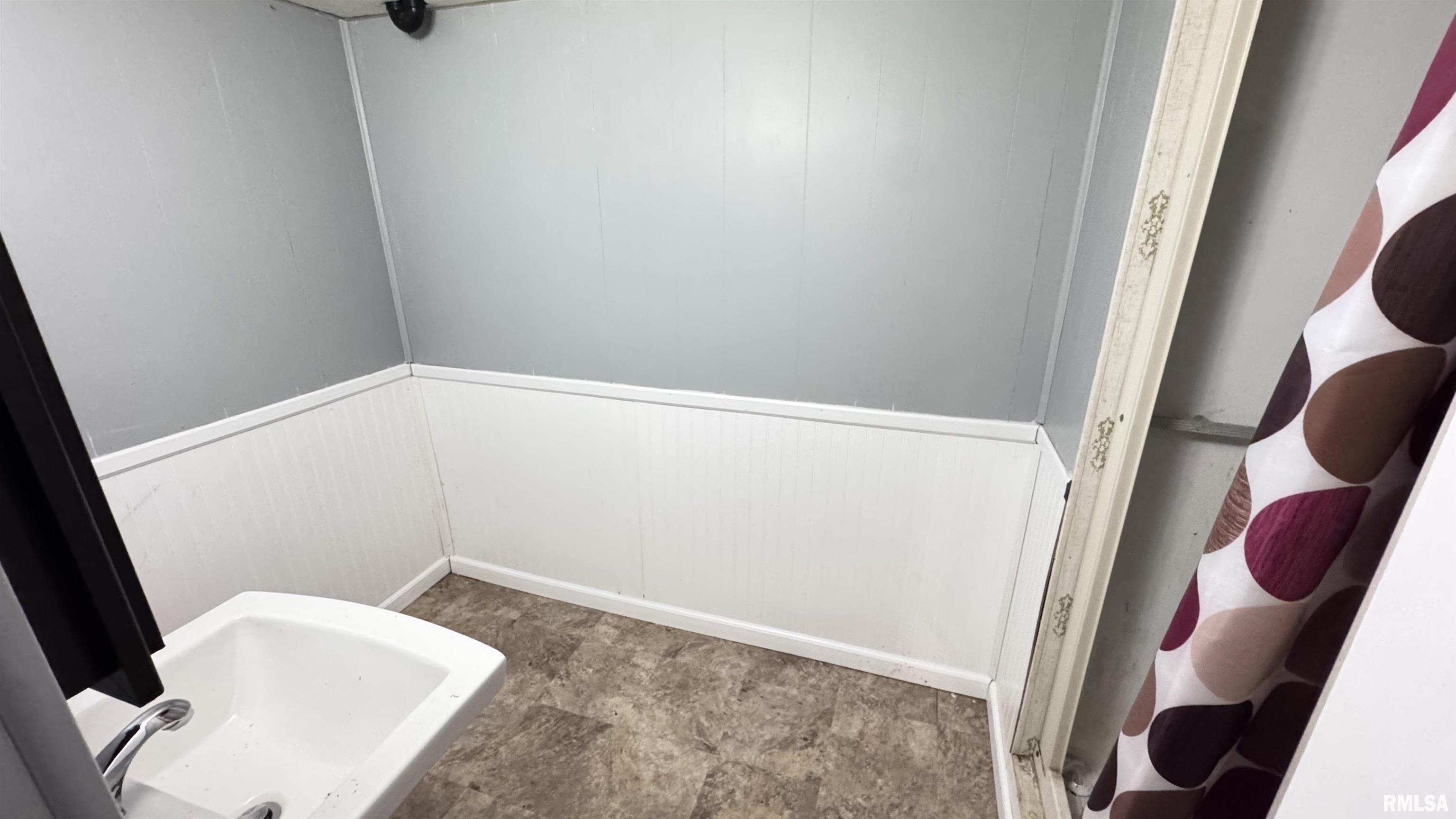 3131 East Enos Avenue Springfield, IL 62702 - Photo 18 of 23