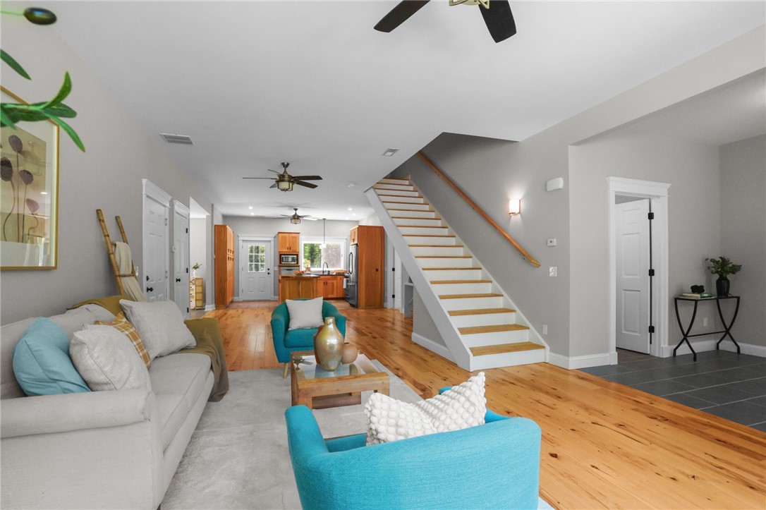 888 Plainfield Pike Coventry, RI 02827 - Photo 12 of 48
