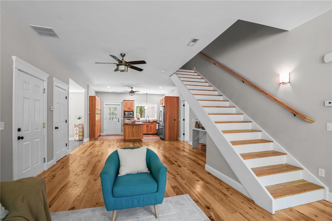 888 Plainfield Pike Coventry, RI 02827 - Photo 14 of 48