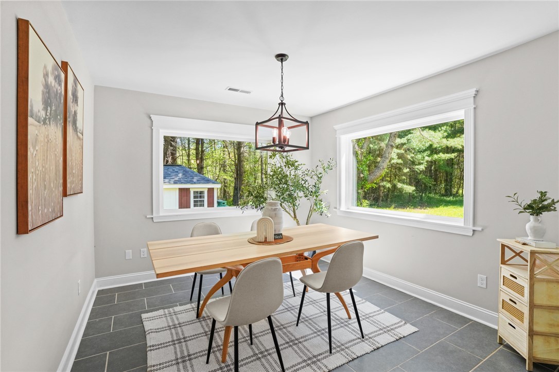 888 Plainfield Pike Coventry, RI 02827 - Photo 17 of 48
