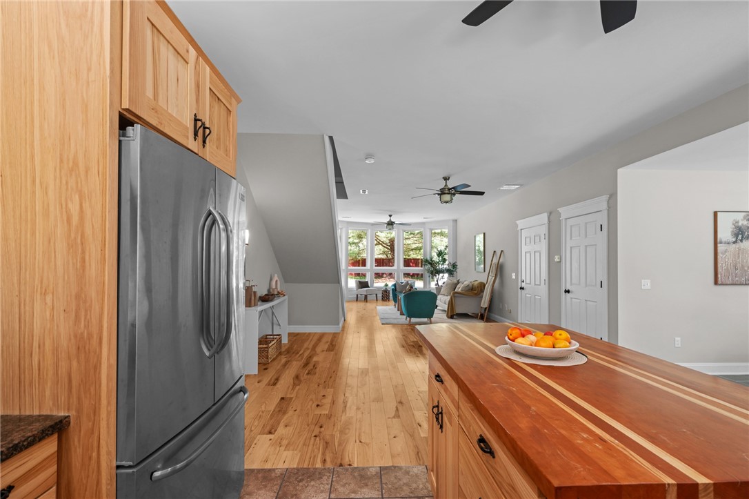 888 Plainfield Pike Coventry, RI 02827 - Photo 25 of 48
