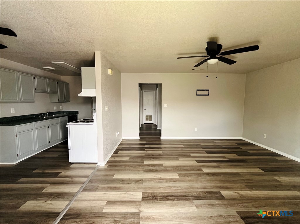 412 Alpine Street, Unit D Killeen, TX 76542 - Photo 3 of 12