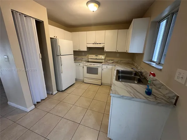 $469,900 | 17340 Southwest 103rd Avenue, Miami, FL 33157