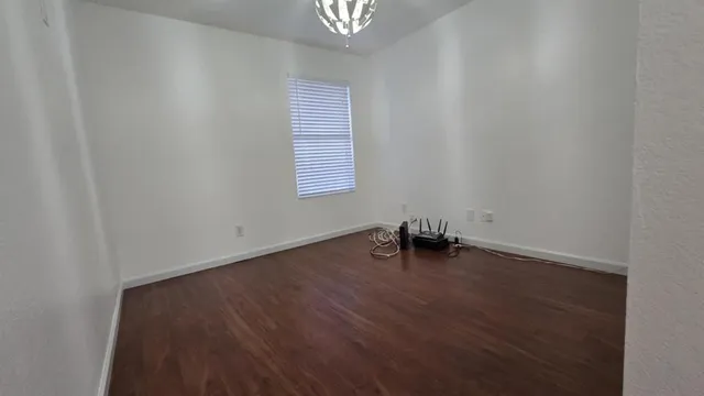 $315,000 | 808 Wilmor Court, Arlington, TX 76018