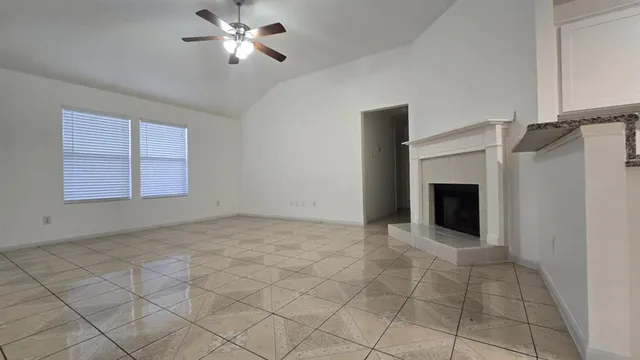 $315,000 | 808 Wilmor Court, Arlington, TX 76018
