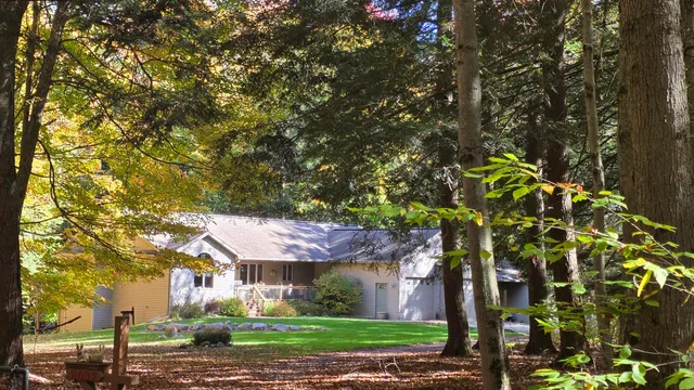 $499,900 | 8632 West Blanchard Road, Blanchard, MI 49310