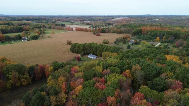 $499,900 | 8632 West Blanchard Road, Blanchard, MI 49310
