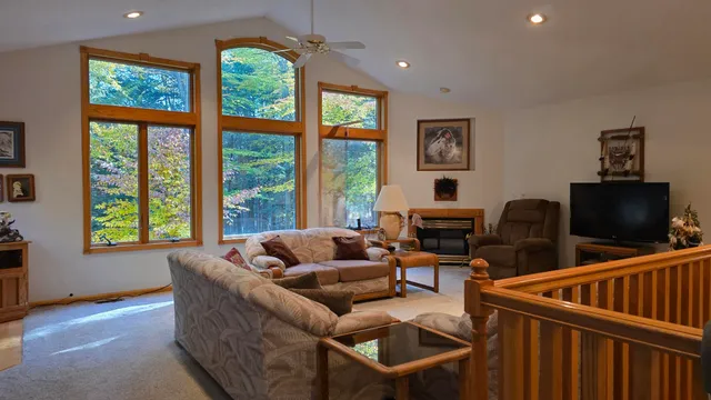 $499,900 | 8632 West Blanchard Road, Blanchard, MI 49310