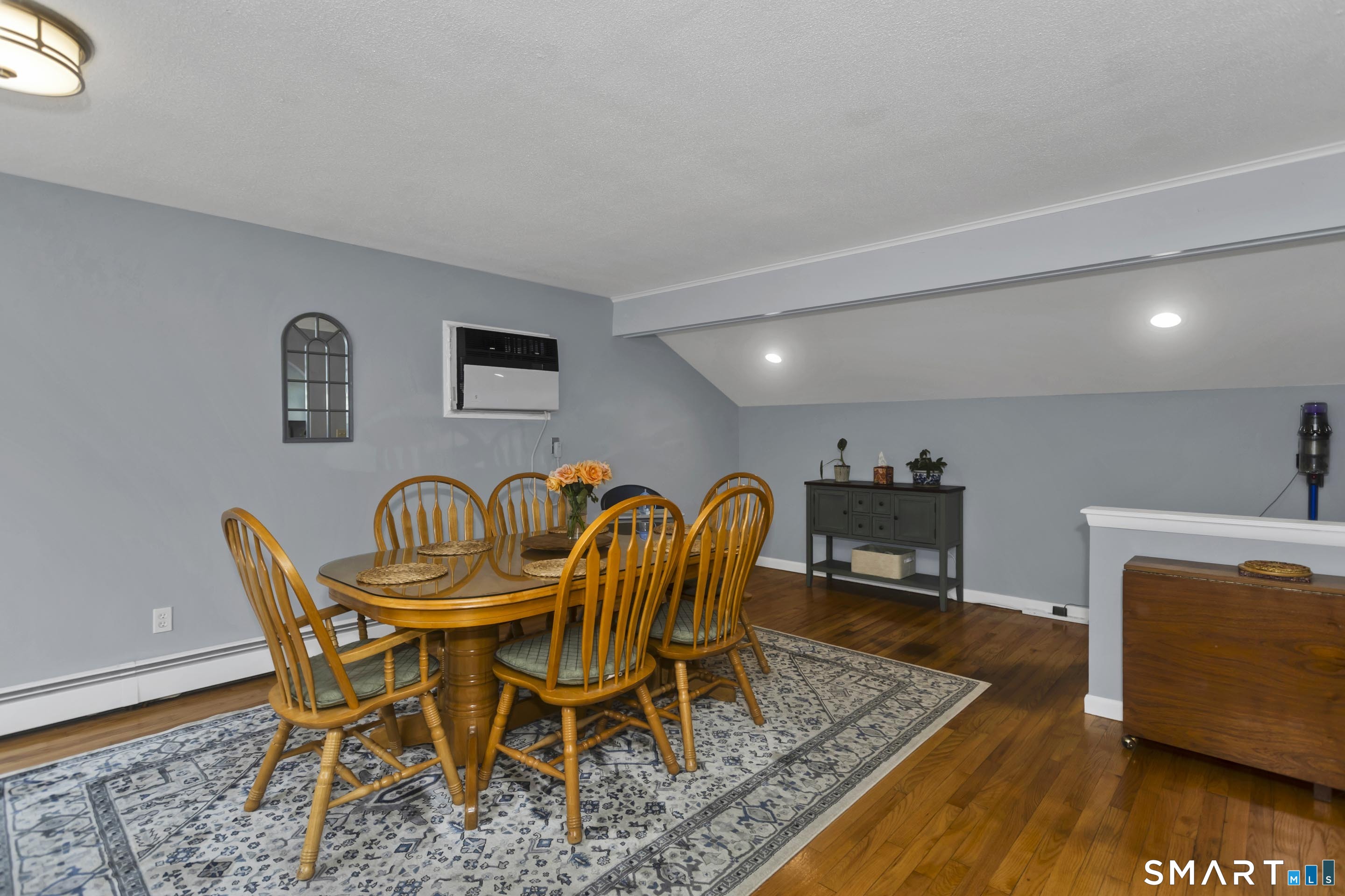 10 Lin Sal Street Windsor Locks, CT 06096 - Photo 2 of 21