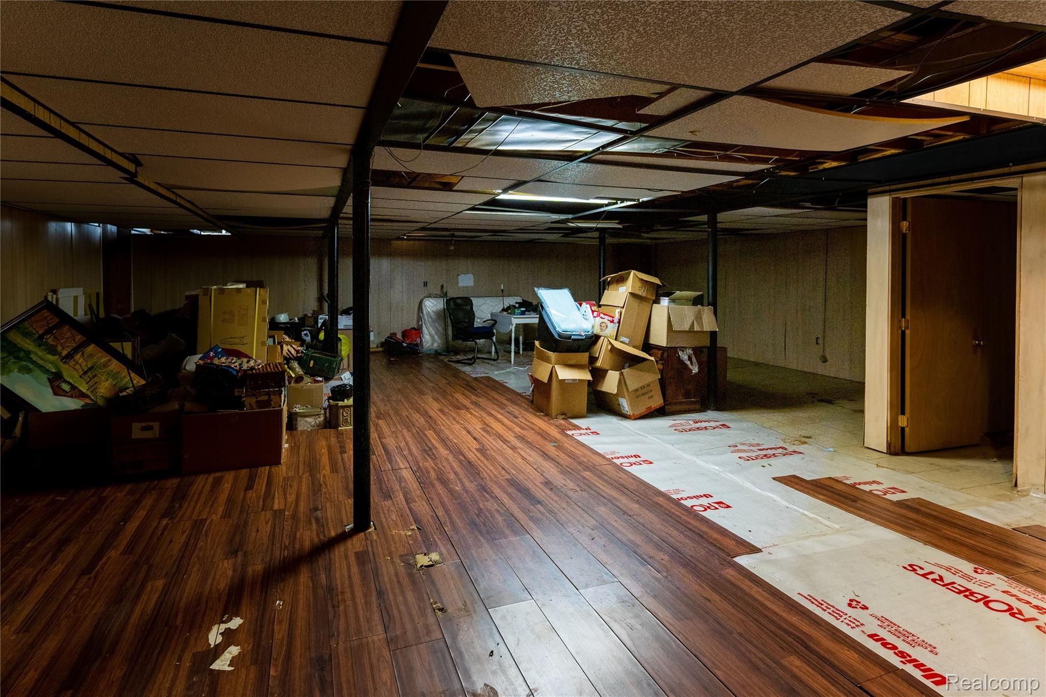 13528 Martin Road Warren, MI 48088 - Photo 19 of 22 RRP04938-HDR-min.jpg