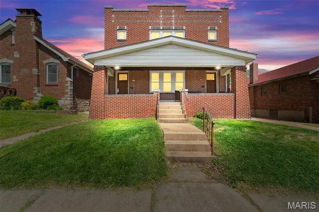 $360,000 | 6075 Hartford Street, St. Louis, MO 63139