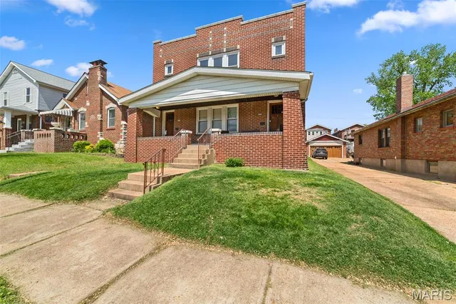 $360,000 | 6075 Hartford Street, St. Louis, MO 63139