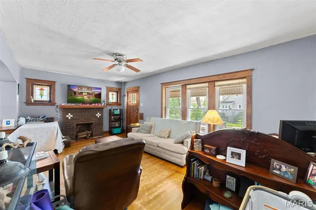 $360,000 | 6075 Hartford Street, St. Louis, MO 63139