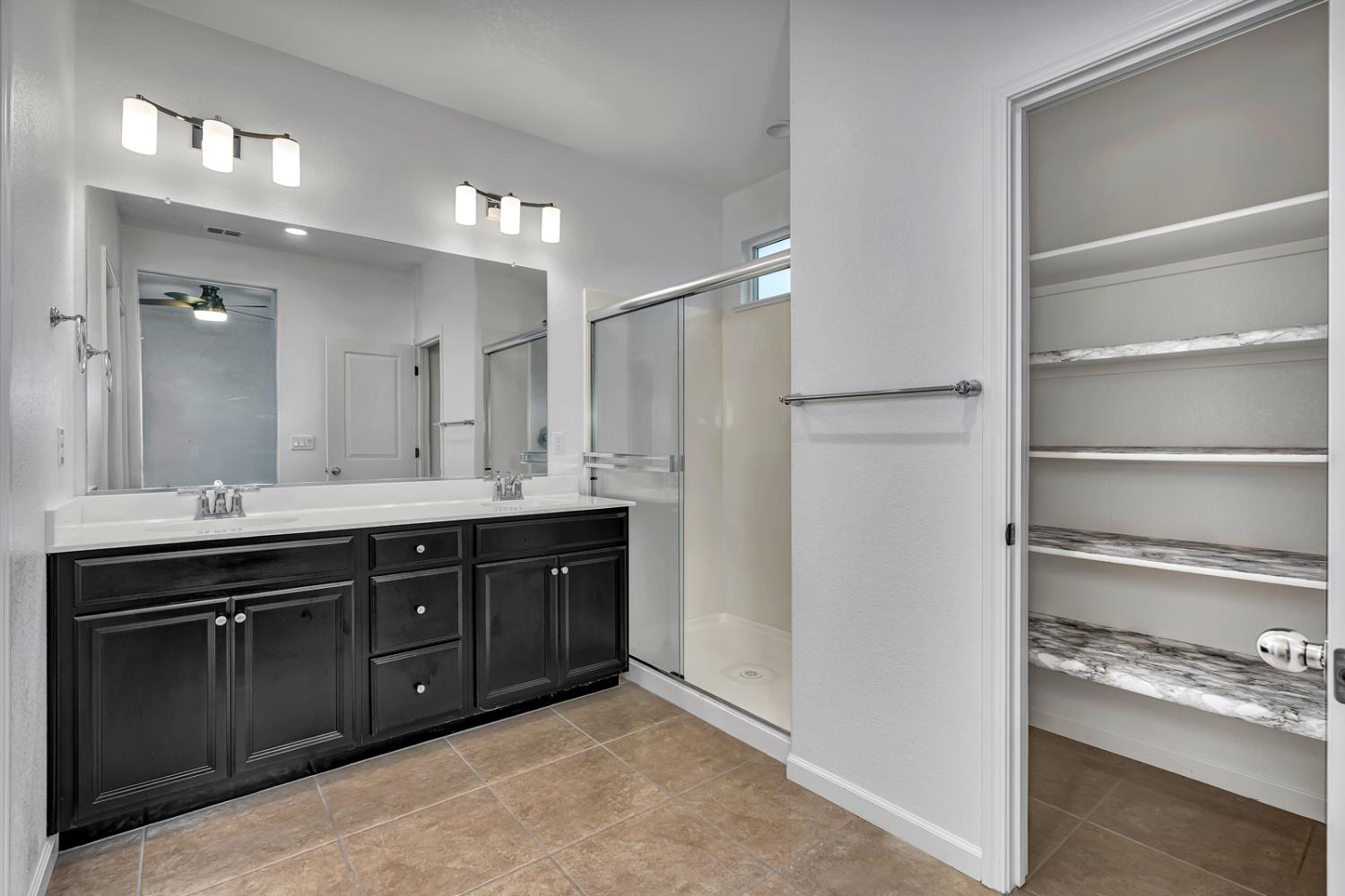 2421 Freestone Drive Merced, CA 95340 - Photo 20 of 31