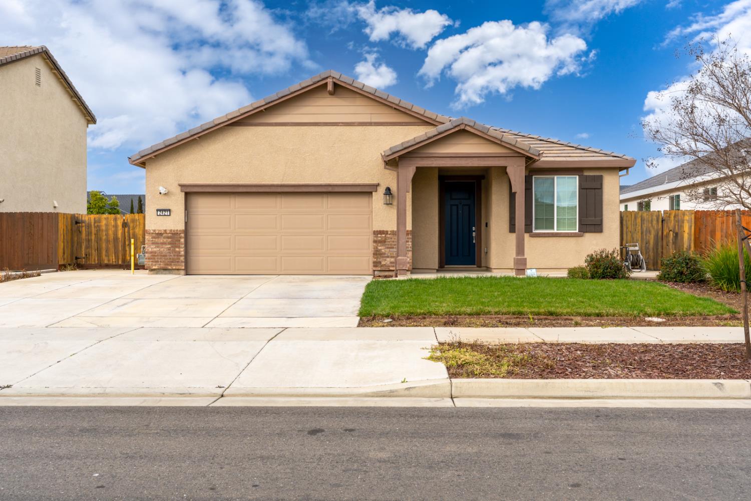 2421 Freestone Drive Merced, CA 95340 - Photo 2 of 31