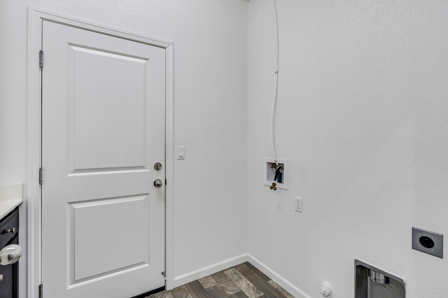 2421 Freestone Drive Merced, CA 95340 - Photo 25 of 31