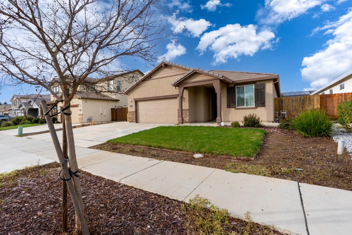 2421 Freestone Drive Merced, CA 95340 - Photo 5 of 31