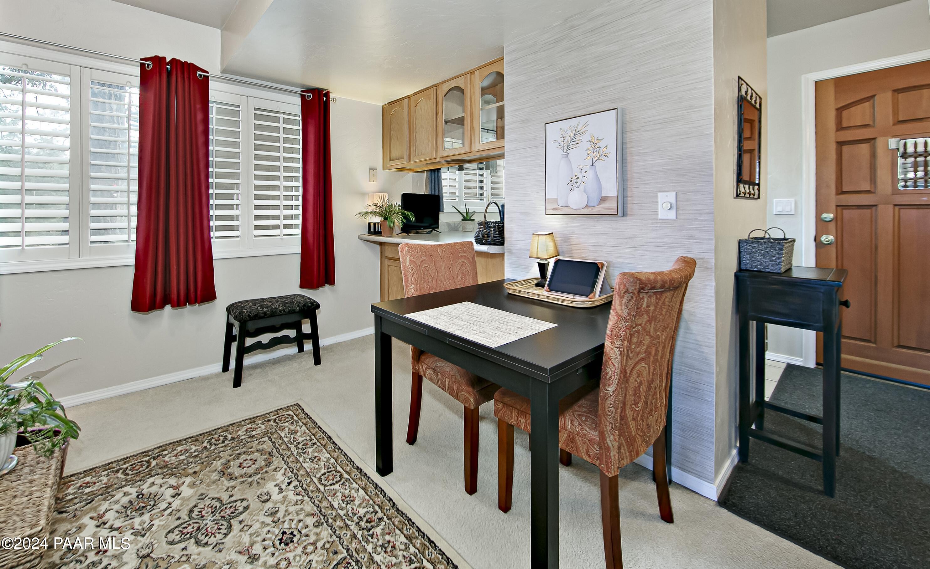 924 Old Stage Road, Unit C2 Prescott, AZ 86303 - Photo 10 of 20 Dining Area