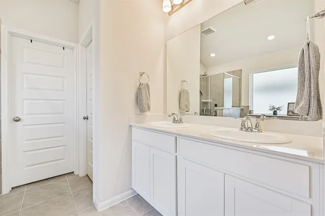 $279,000 | 10409 Deussen Lane, Texas City, TX 77591