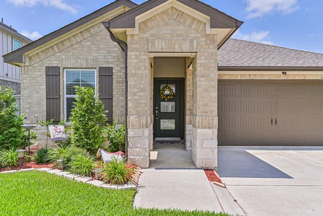 $279,000 | 10409 Deussen Lane, Texas City, TX 77591