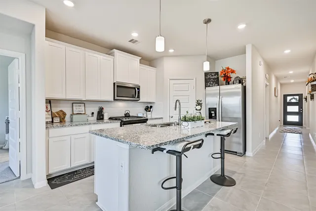 $279,000 | 10409 Deussen Lane, Texas City, TX 77591