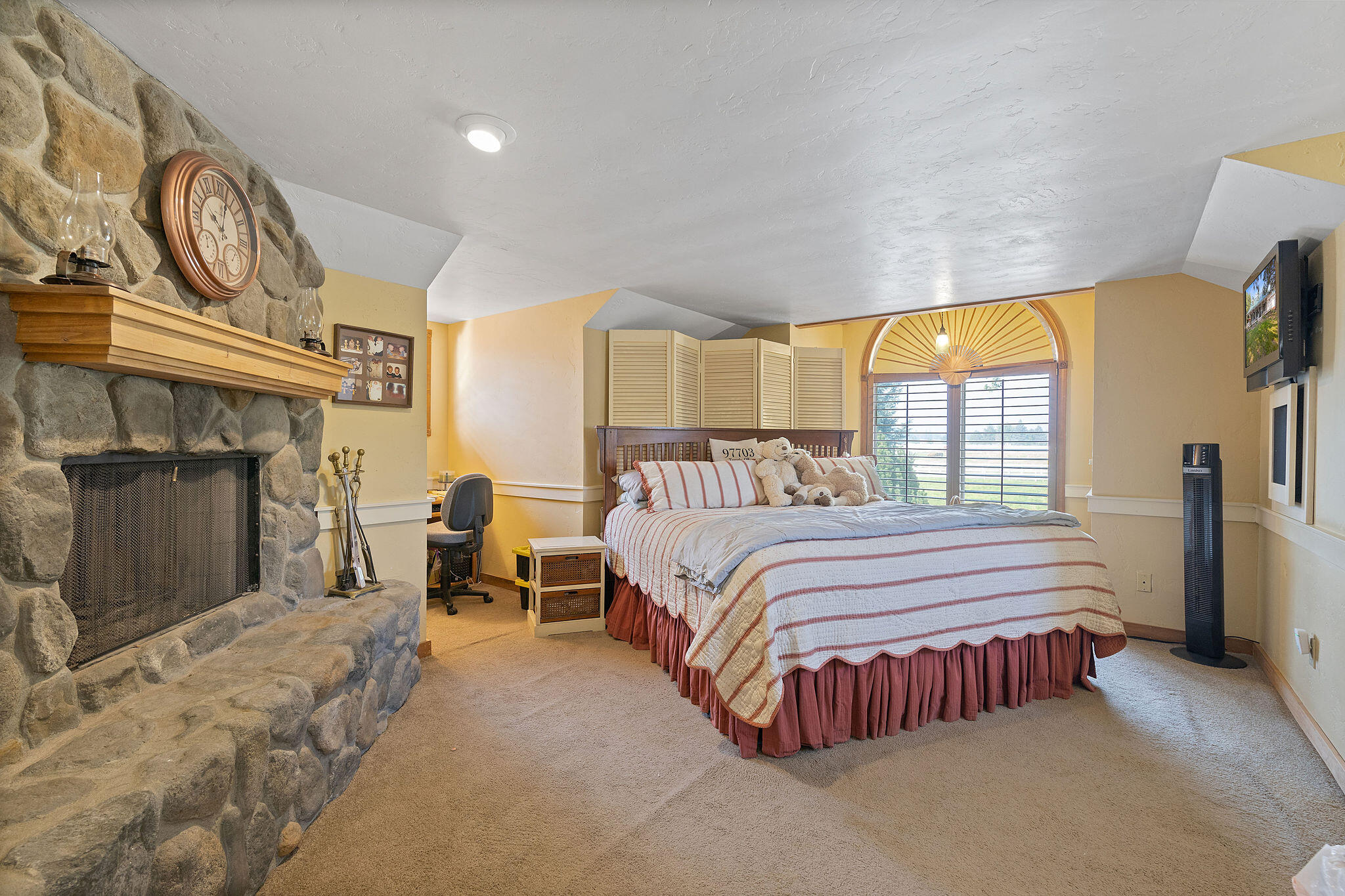 65160 Highland Road Bend, OR 97703 - Photo 23 of 41 090A4658