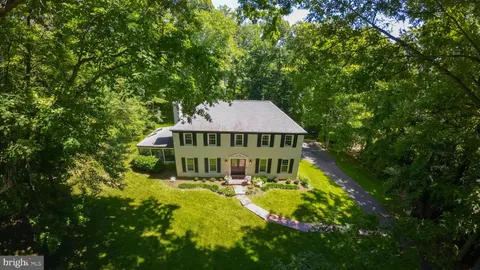 $1,395,000 | 11312 Lapham Drive, Oakton, VA 22124