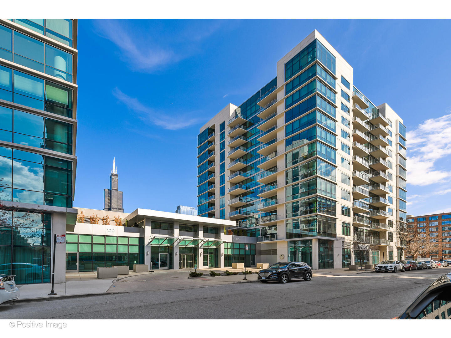 125 South Green Street, Unit 303A Chicago, IL 60607 - Photo 1 of 33