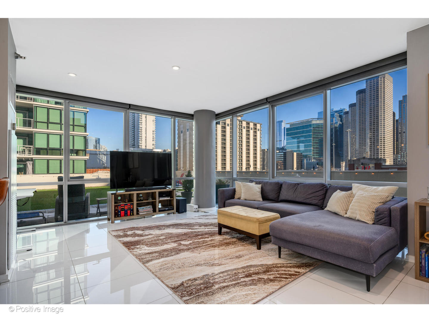 125 South Green Street, Unit 303A Chicago, IL 60607 - Photo 7 of 33